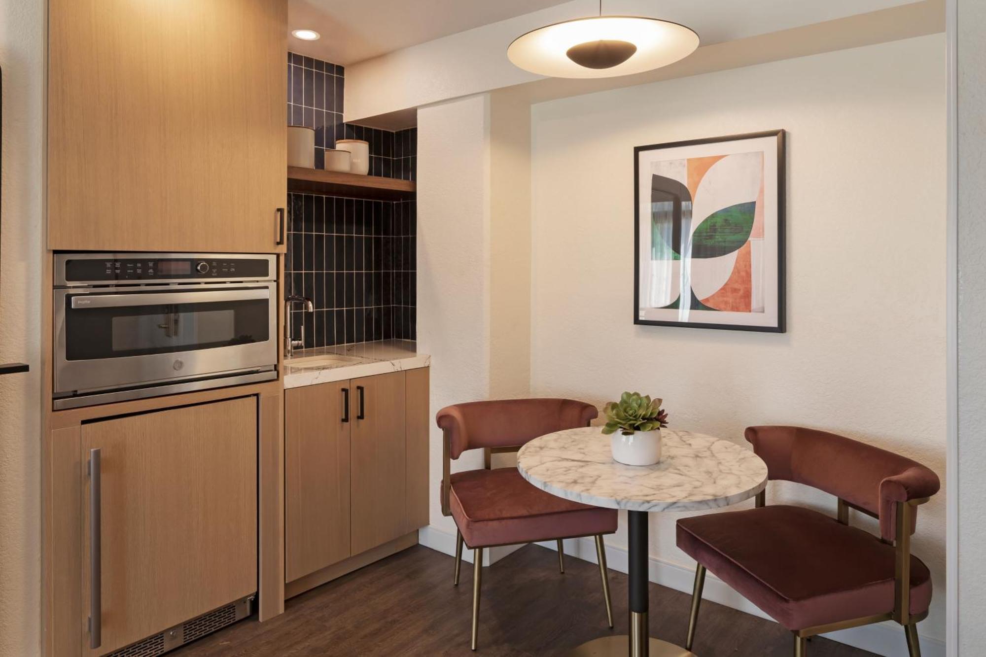 Burton House, Beverly Hills, A Tribute Portfolio 3* Los Angeles